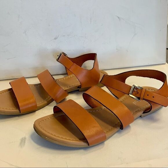 Charles David leather sandals size 9 - Picture 3 of 8